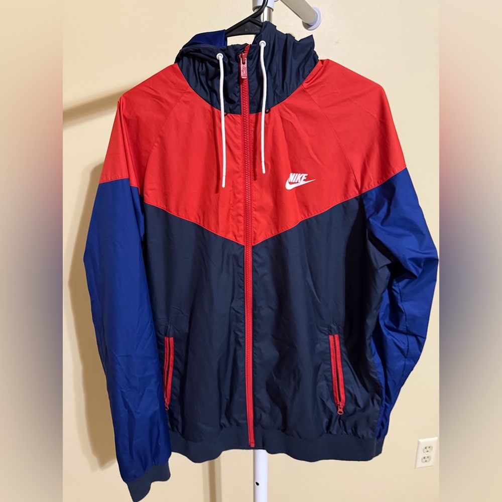 Men’s Nike Blue and Red Zip-up Windbreaker Size Medium